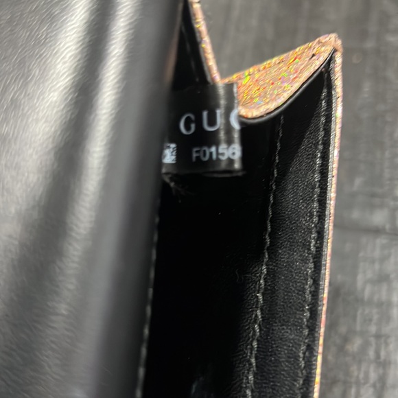 GUCCI Iridescent clutch - Picture 7 of 8